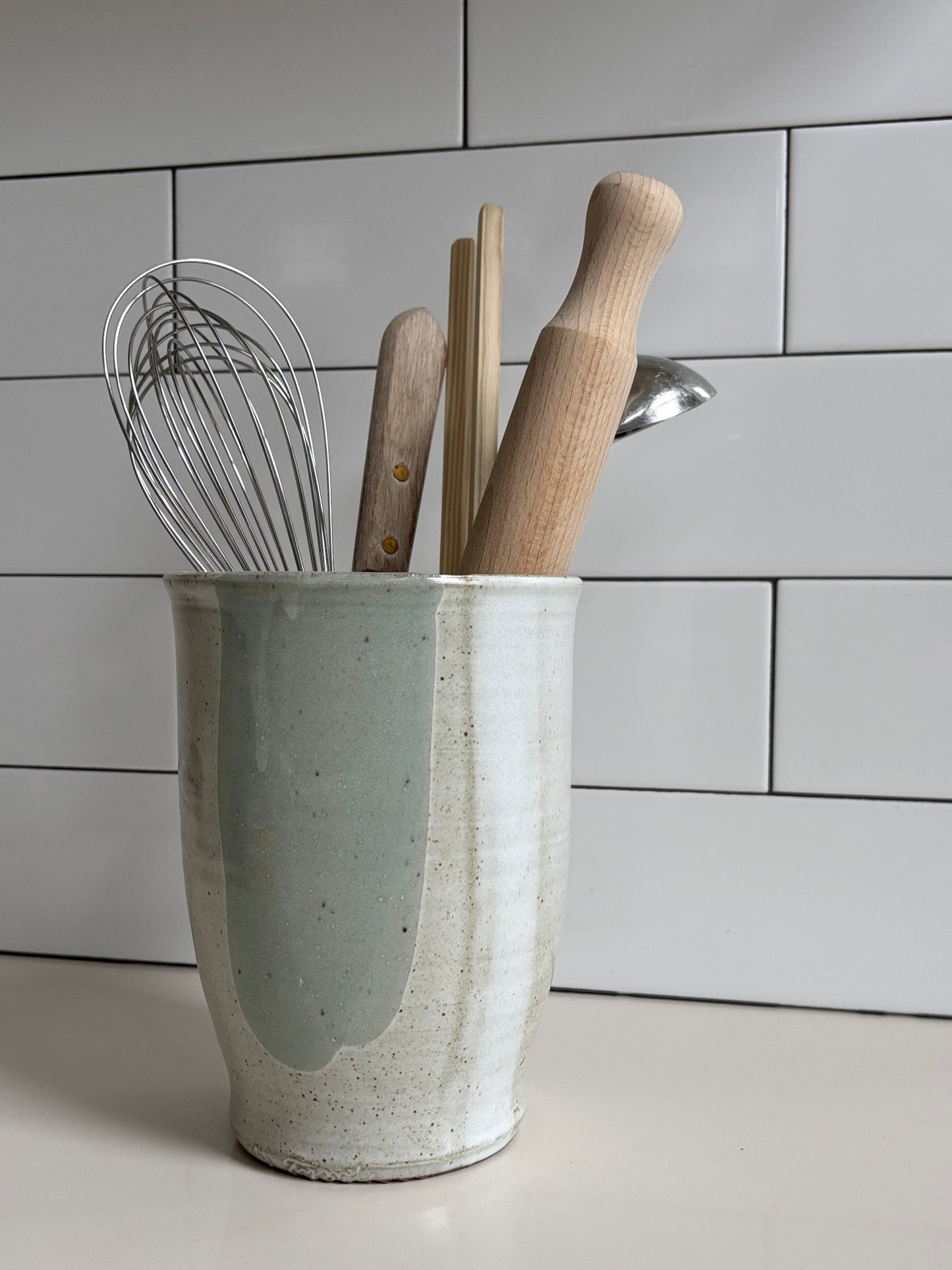 Utensil holder