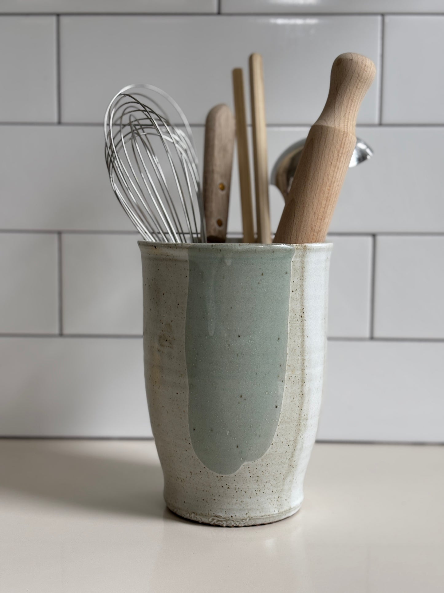 Utensil holder