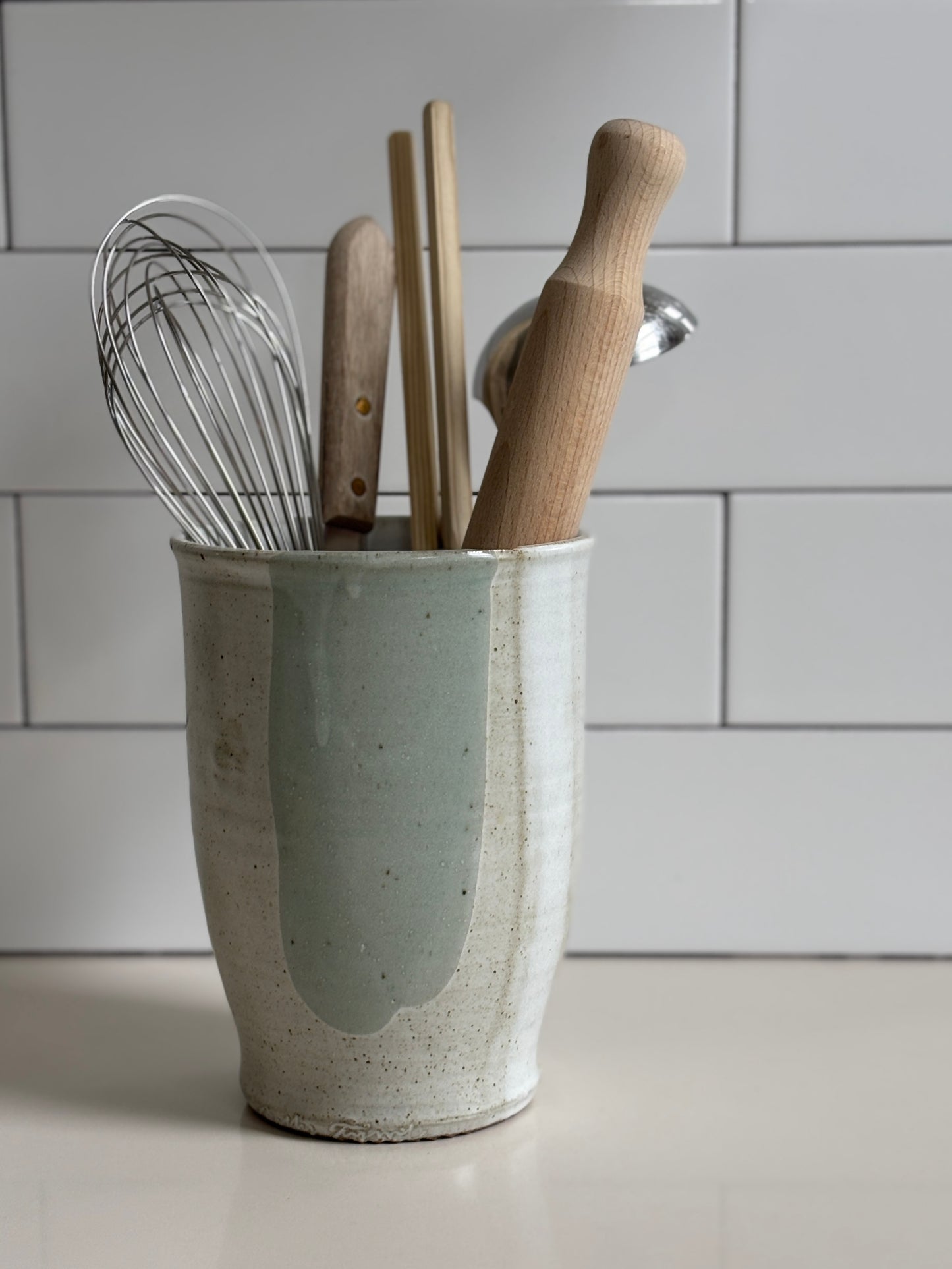Utensil holder