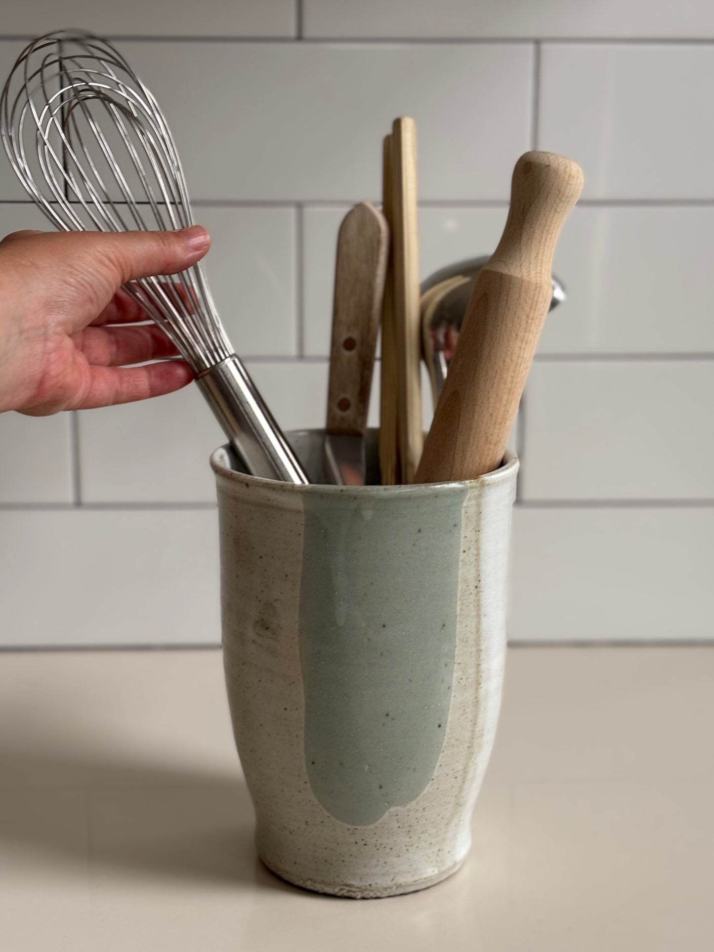 Utensil holder